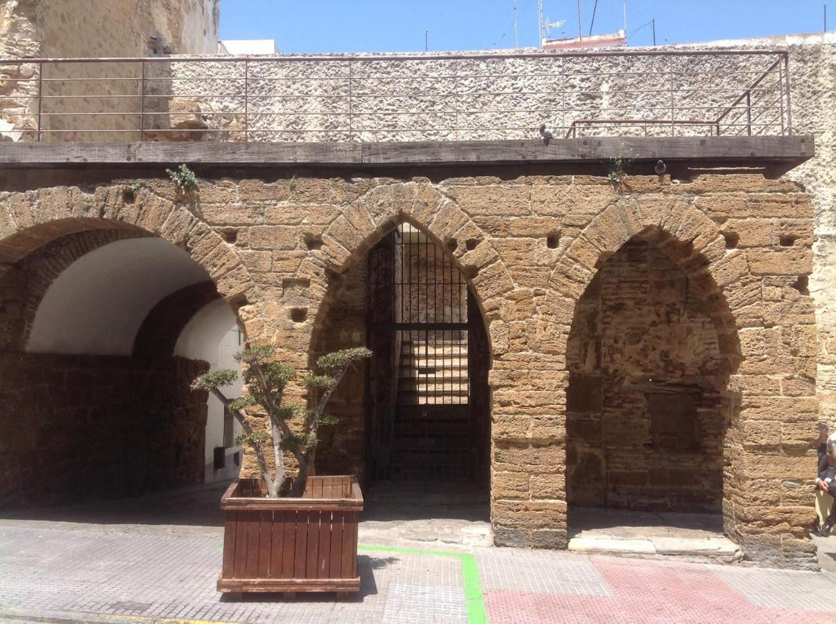 Casa Del Malecon By Cadiz4Rentals المظهر الخارجي الصورة
